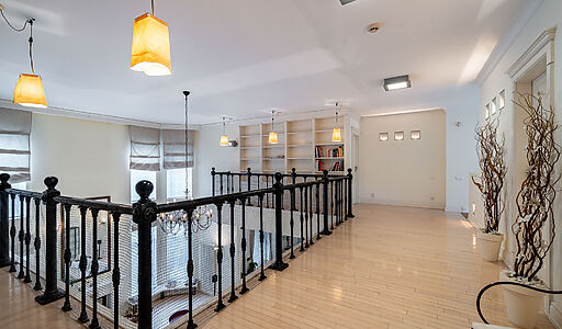 Дом на лесном участке в Николино