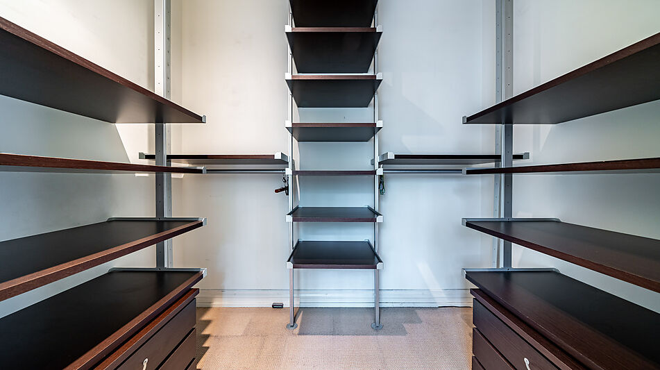 Дом на лесном участке в Николино