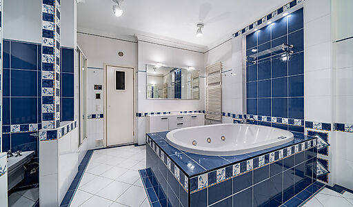 Дом на лесном участке в Николино