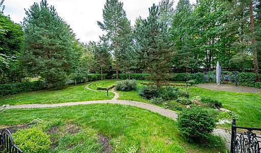 Дом на лесном участке в Николино