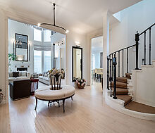 Дом на лесном участке в Николино