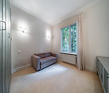 Дом на лесном участке в Николино