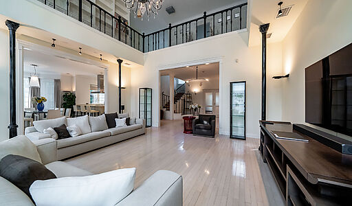 Дом на лесном участке в Николино