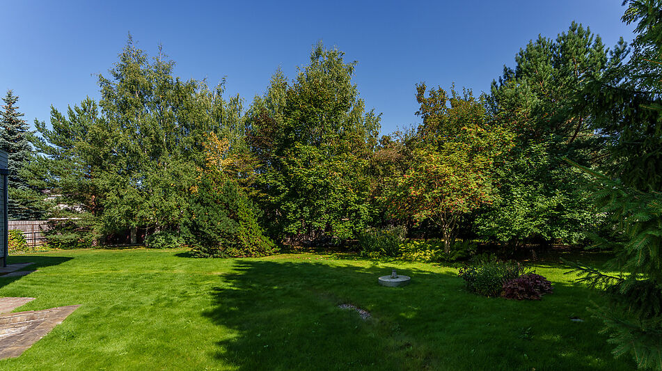 Дом с бассейном в КП Лазурь