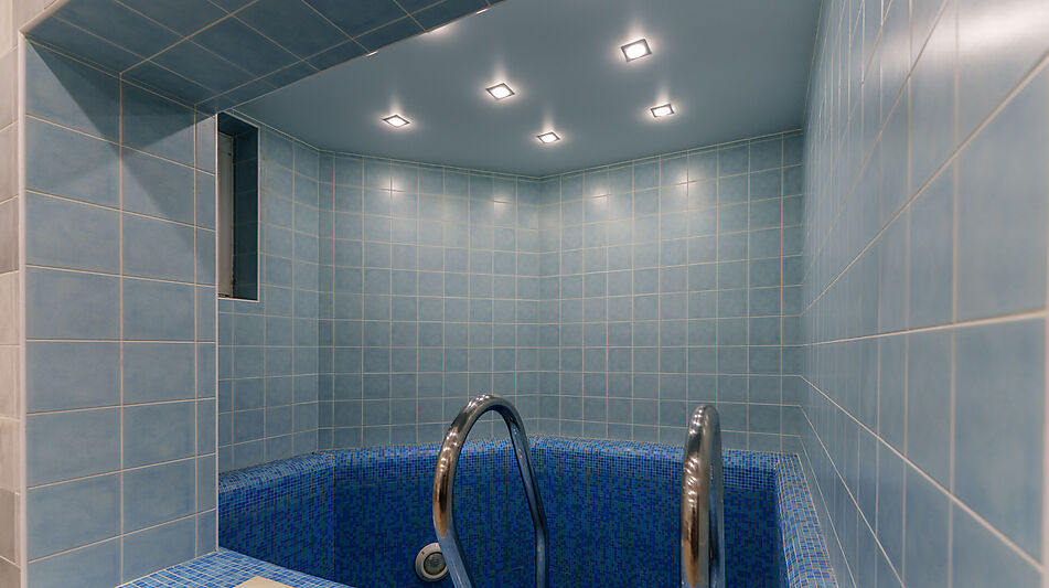 Дом с бассейном в КП Лазурь