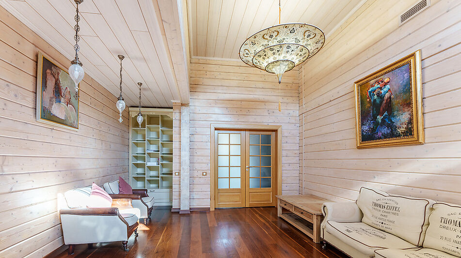 Дом с бассейном в КП Лазурь