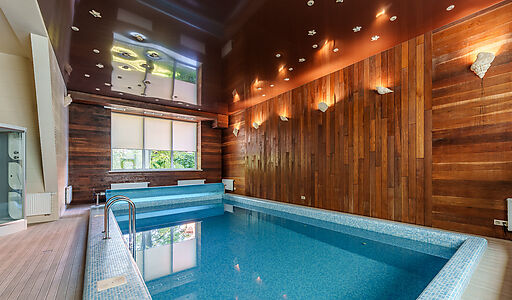 Дом с бассейном в КП Лазурь