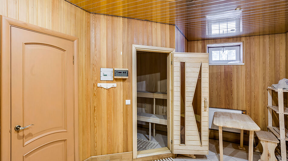 Дом на лесном участке в КП Шервуд