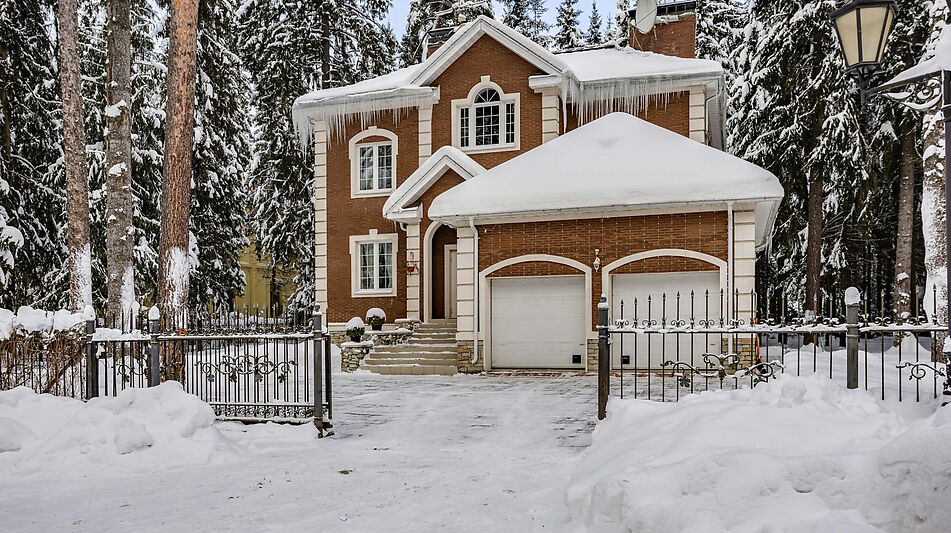 Дом на лесном участке в КП Шервуд