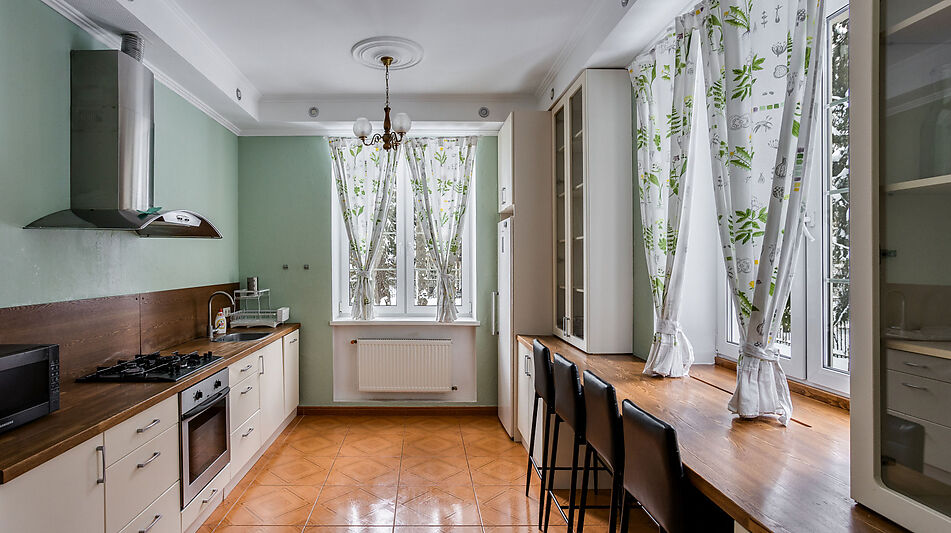 Дом на лесном участке в КП Шервуд