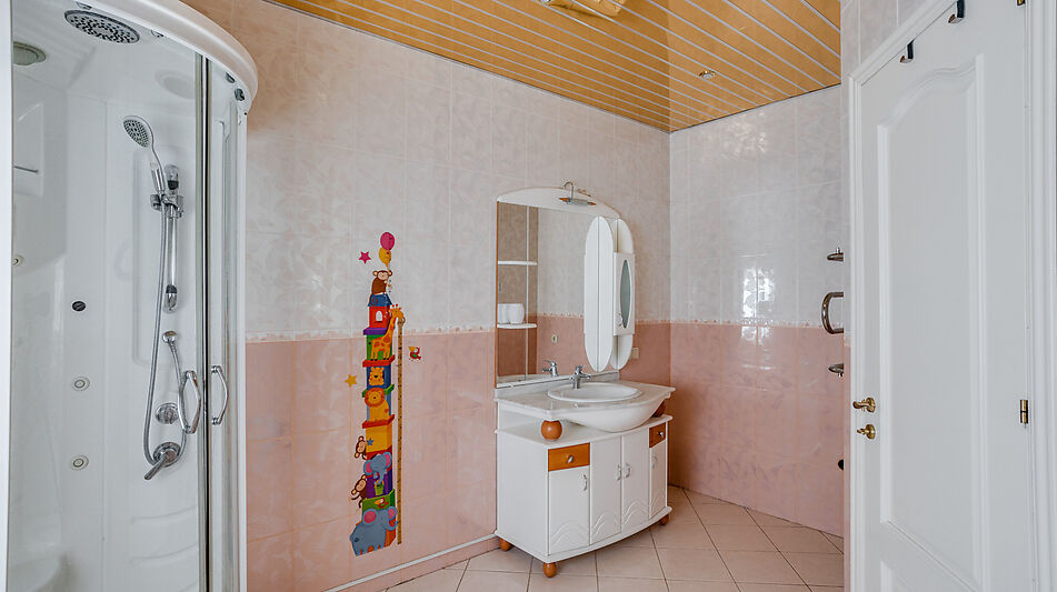 Дом на лесном участке в КП Шервуд