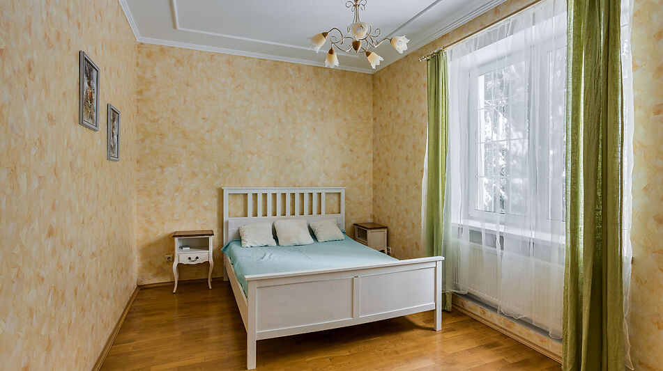 Дом на лесном участке в КП Шервуд