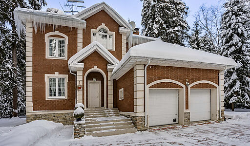 Дом на лесном участке в КП Шервуд