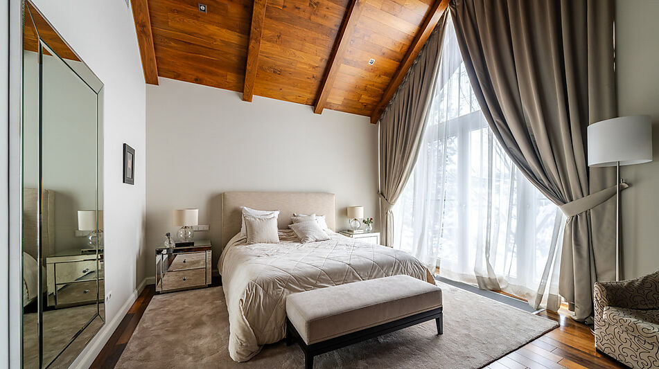 Дом с видом на озеро в КП Пестово