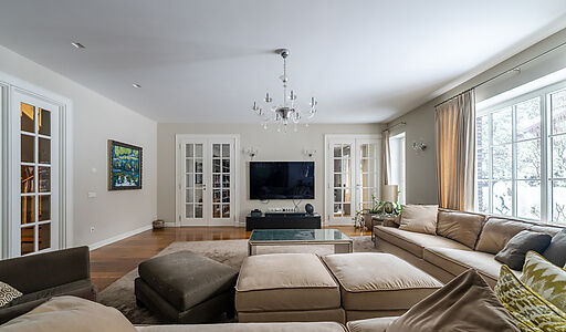 Дом с видом на озеро в КП Пестово