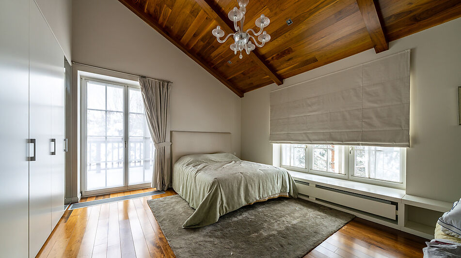 Дом с видом на озеро в КП Пестово