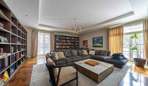 Дом с видом на озеро в КП Пестово