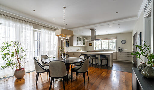 Дом с видом на озеро в КП Пестово