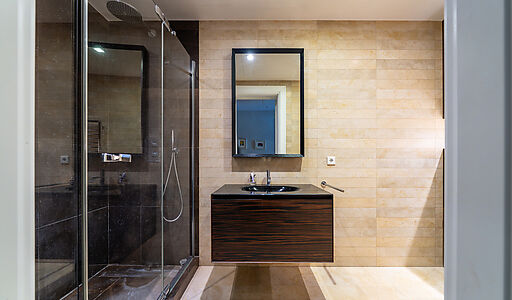 Дом с видом на озеро в КП Пестово