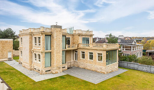 Особняк в КП Петровский парк