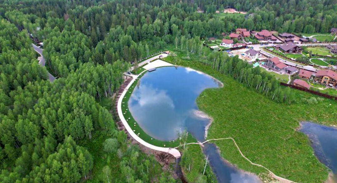 Эмеральд Вилладж