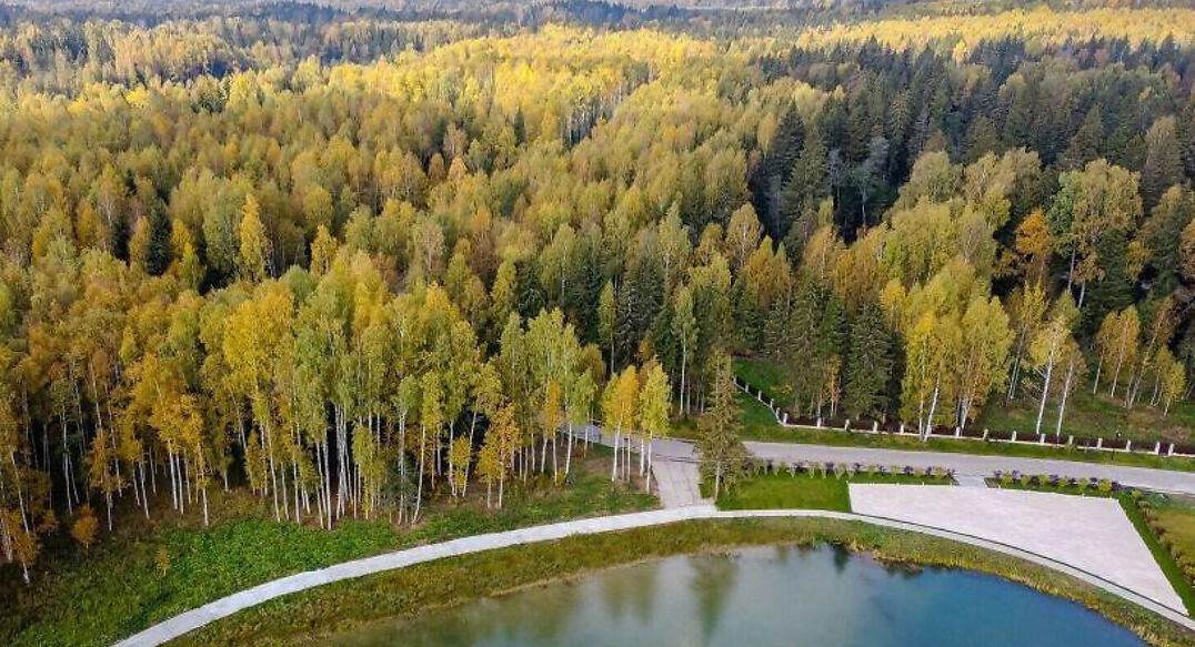 Эмеральд Вилладж