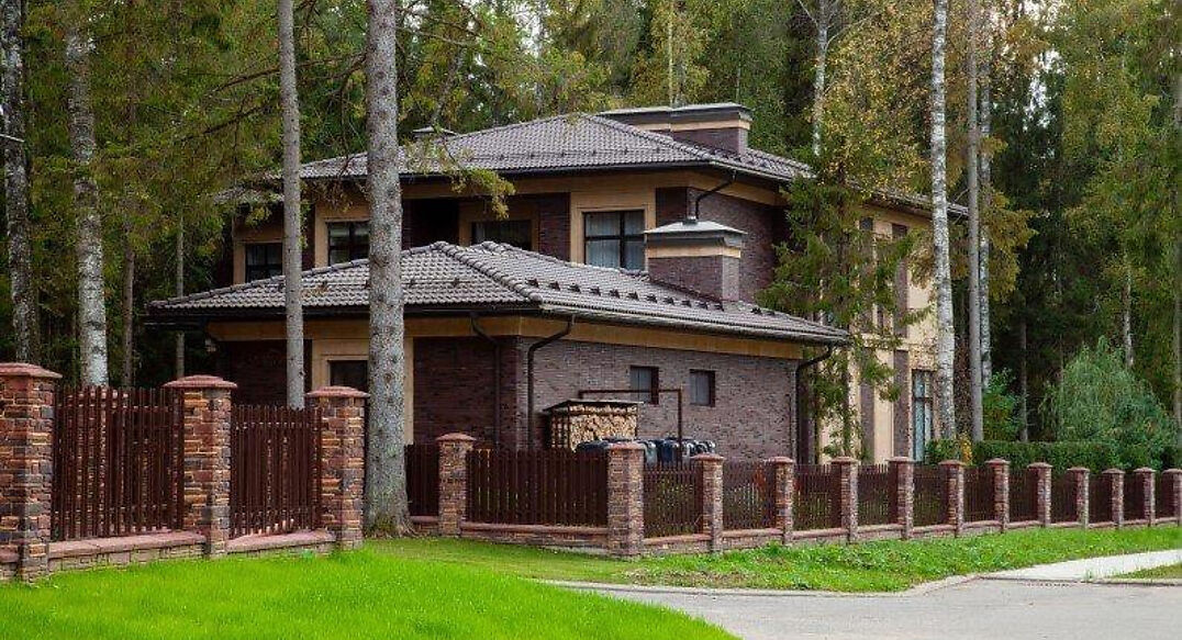 Эмеральд Вилладж