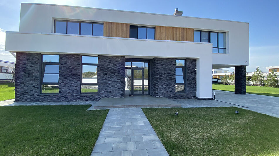 Современный дом в КП Райт Вилладж