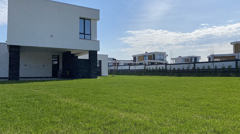 Современный дом в КП Райт Вилладж