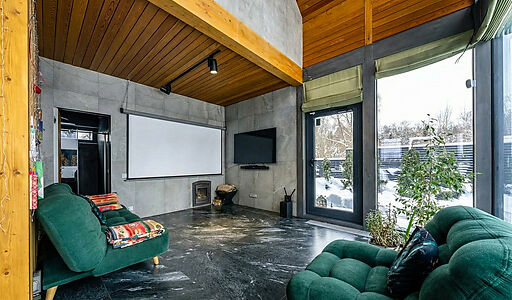 Дом на берегу в КП Аврора