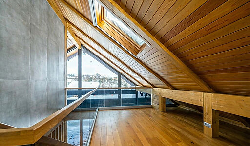 Дом на берегу в КП Аврора