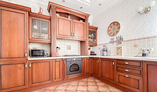 Дом с бассейном в КП Александрово