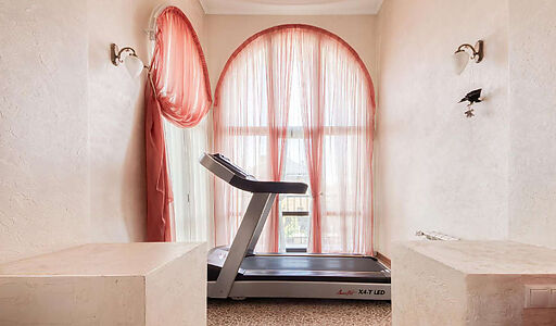 Дом с бассейном в КП Александрово