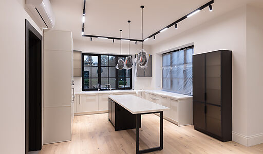 Стильный дом в КП Европа-1