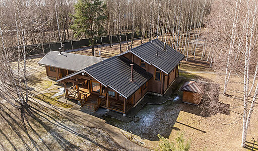 Участок на первой линии Волги