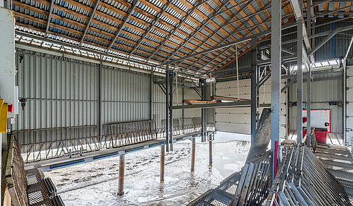 Участок на первой линии Волги