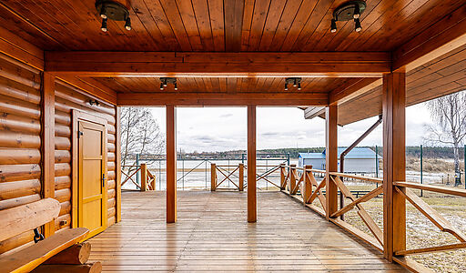 Участок на первой линии Волги