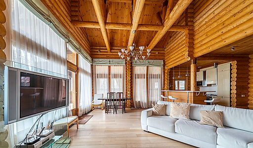 Участок на первой линии Волги