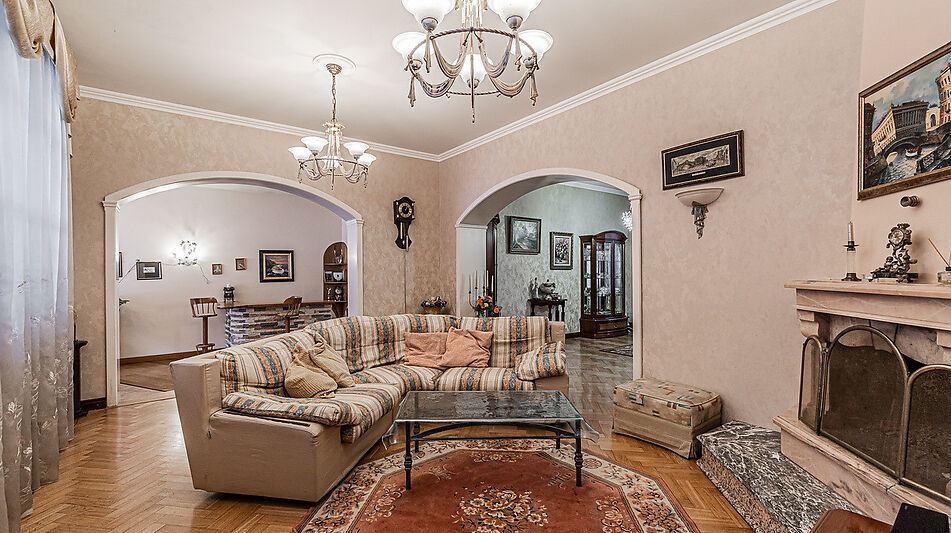 Кирпичный дом в Валентиновке