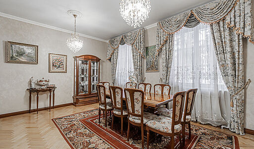 Кирпичный дом в Валентиновке