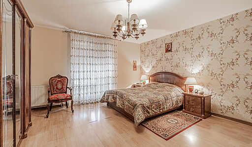 Кирпичный дом в Валентиновке