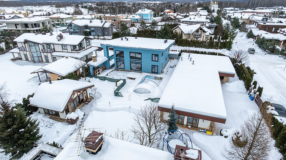 Дом на просторном участке Пестово