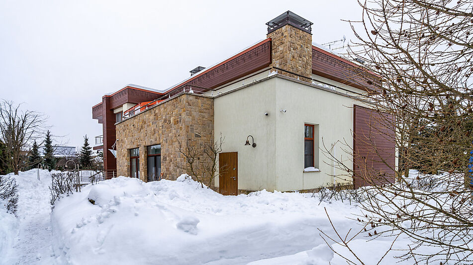 Дом на просторном участке Пестово