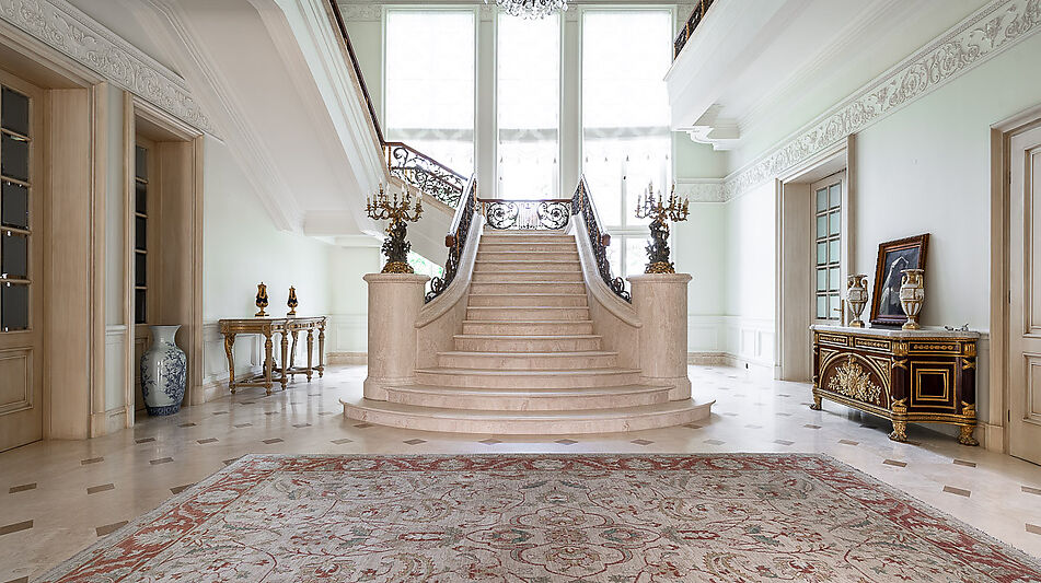 Дом классическом стиле КП ФРМУ