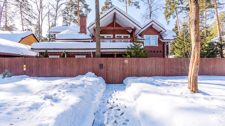 Дом из бруса Honka в Валентиновке