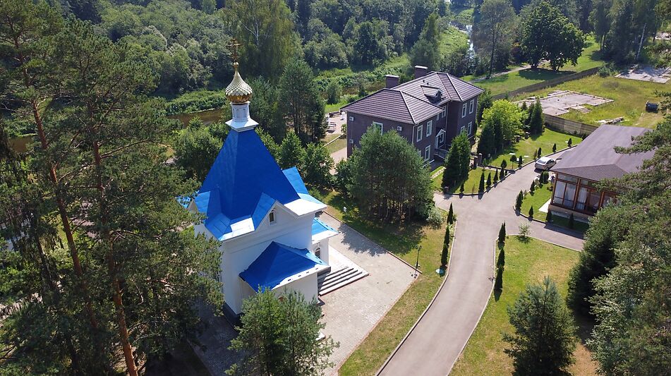 Загородная резиденция Grass Park