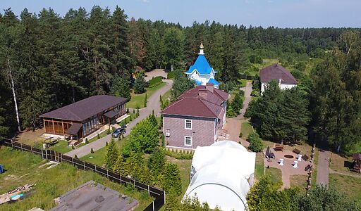 Загородная резиденция Grass Park