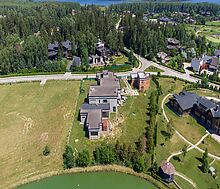 Продается дом на берегу озера