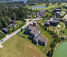 Продается дом на берегу озера