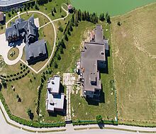 Продается дом на берегу озера